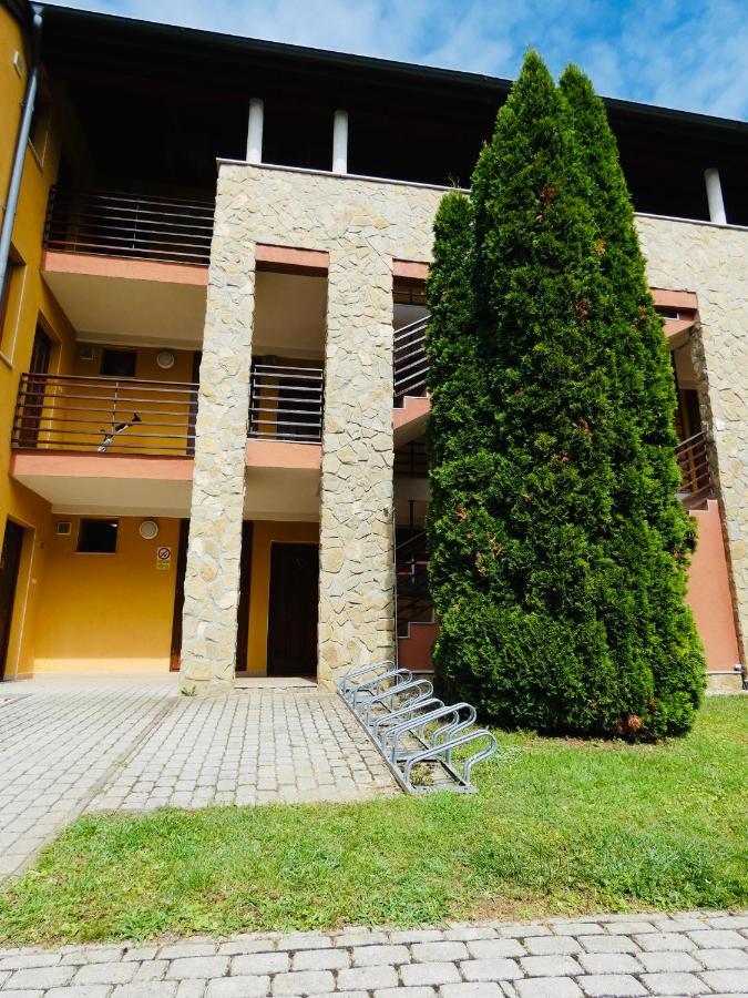 Fortuna Golf Apartman Bük Esterno foto